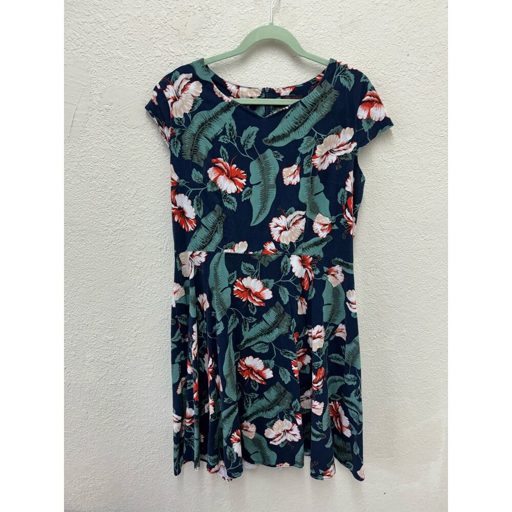 Dress Tells Hawaiian Print Pinup Dress 3XL